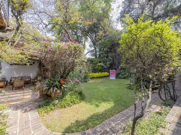 Casa  en venta en San Angel tipo mexicano