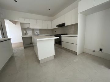 Depa 300m2 Renta  Fuentes de las Lomas