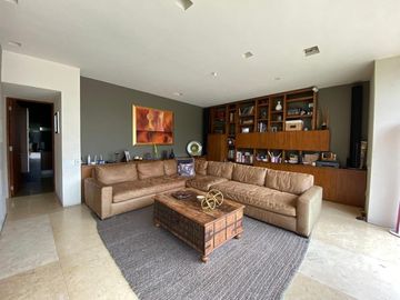 Moderna casa en venta en Condominio, Jardines del Pedregal