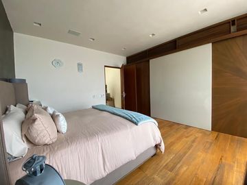 Moderna casa en venta en Condominio, Jardines del Pedregal