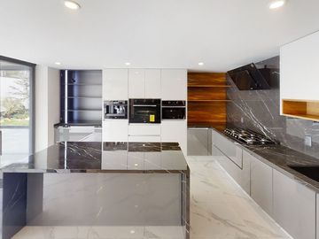 Moderna casa en Venta en San Angel esquina Altavista