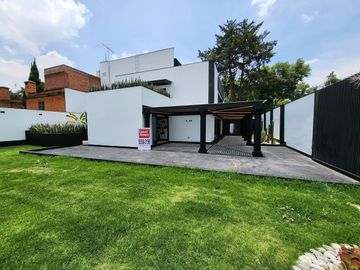 Moderna casa en Venta en San Angel esquina Altavista