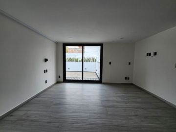 Moderna casa en Venta en San Angel esquina Altavista