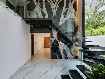 Moderna casa en Venta en San Angel esquina Altavista