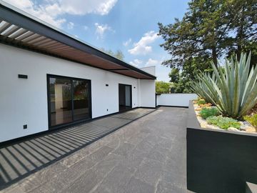 Moderna casa en Venta en San Angel esquina Altavista