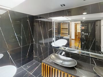 Moderna casa en Venta en San Angel esquina Altavista