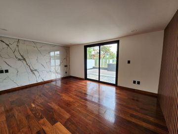 Moderna casa en Venta en San Angel esquina Altavista