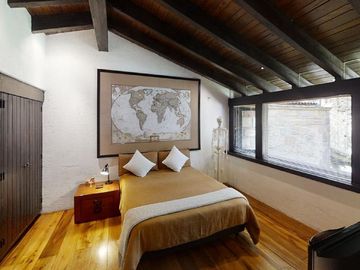 Casa impecable en venta frente a Rancho San Francisco