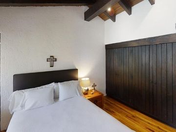 Casa impecable en venta frente a Rancho San Francisco