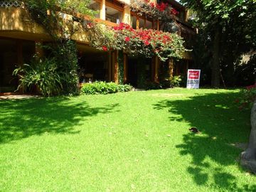 Casa venta con Jardín en Tlacopac San Angel