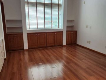 Casa en Venta Villas del Meson, Juriquilla con Alberca