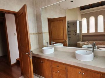 Casa en Venta Villas del Meson, Juriquilla con Alberca