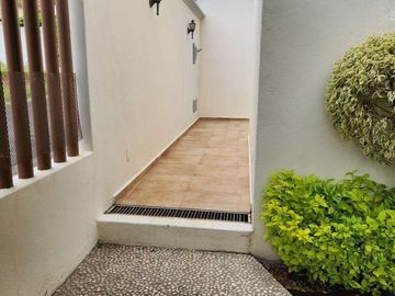Casa en Venta Villas del Meson, Juriquilla con Alberca