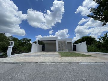 Casa en Venta en Privada Blanca Residencial, Kikteil