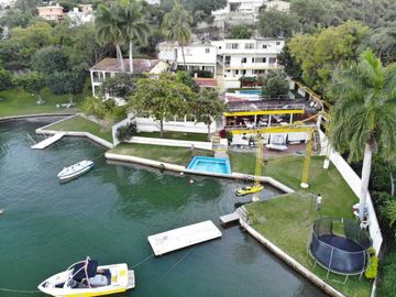 Hotel en  Venta en Tequesquitengo