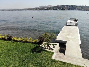 Hotel en  Venta en Tequesquitengo