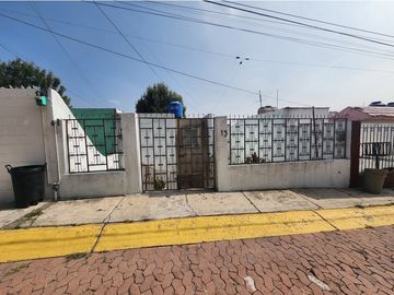 Venta de casa en Valle Dorado