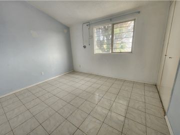 Venta de casa en Valle Dorado