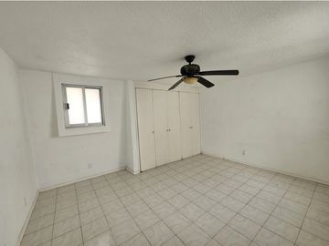 Venta de casa en Valle Dorado