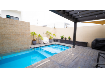 Casa en Urb. Mocolí Gardens
