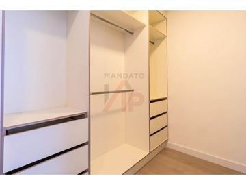 HERMOSAS Y MODERNAS CASAS VIP EN VENTA EN RICAURTE CUENCA