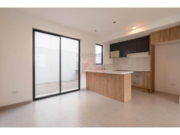 HERMOSAS Y MODERNAS CASAS VIP EN VENTA EN RICAURTE CUENCA