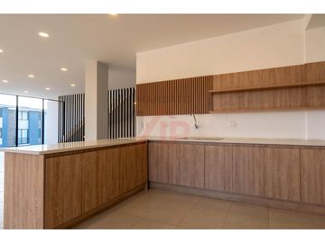 HERMOSAS Y MODERNAS CASAS VIP EN VENTA EN RICAURTE CUENCA