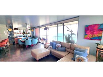 Venta departamento de lujo frente al mar en edificio Ibiza en Manta.