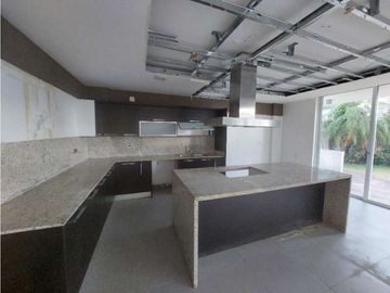 Venta de casa en Costa Sur (Costa Esmeralda) GTA