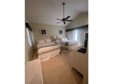 VENTA DE HERMOSA CASA EN EL EXCLUSIVO BUENAVENTURA, BRISTOL.