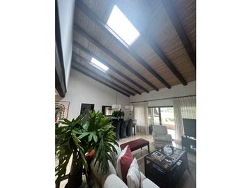 VENTA DE HERMOSA CASA EN EL EXCLUSIVO BUENAVENTURA, BRISTOL.