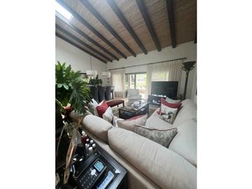 VENTA DE HERMOSA CASA EN EL EXCLUSIVO BUENAVENTURA, BRISTOL.