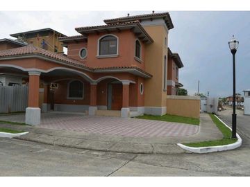 VENTA DE CASA EN COSTA SUR PANAMA, HERMOSA PROPIEDAD LISTA PARA OCUPAR