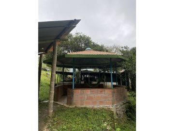 Venta Finca Ganadera o Piscicola Ubicada en Guaduas Cundinamarca