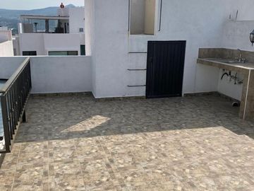CASA EN VENTA PEDREGAL DE SCHOENSTATT
