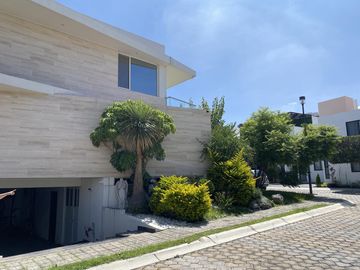 CASA EN VENTA EN PARQUE GUANAJUATO, LOMAS DE ANGELÓPOLIS III