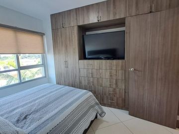 Venta suite amoblada sector Ciudad Colòn