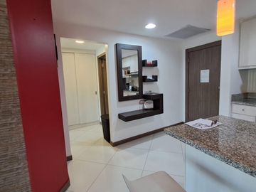 Venta suite amoblada sector Ciudad Colòn