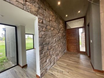 Casa en Venta en Loteo Mercedes Oriente