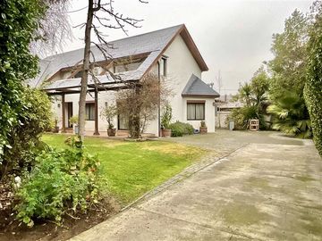 Casa en Venta en Presidente Riesco / Gerónimo De Alderete