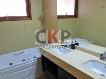 Departamento en Venta en Parque Araucano / Alonso de Cordova