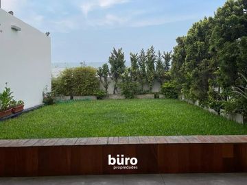LINDO DEPA/CASA CON GRAN JARDIN Y TERRAZA EN VENTA EN LA AURORA MIRAFLORES