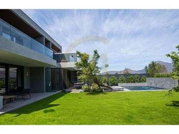 Exclusivo Condominio Los Trapenses