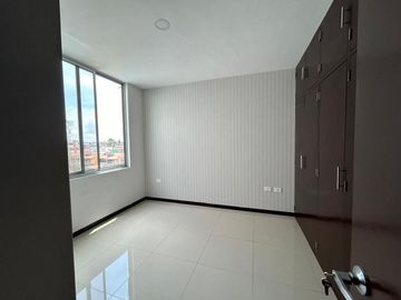 VENTA DE DEPARTAMENTO EN TORRE VILSUA 3 RECAMARAS, UVP, PLAZA CRISTAL, PUEBLA.
