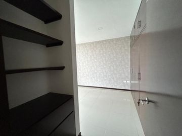 VENTA DE DEPARTAMENTO EN TORRE VILSUA 3 RECAMARAS, UVP, PLAZA CRISTAL, PUEBLA.