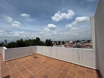 VENTA DE DEPARTAMENTO EN TORRE VILSUA 3 RECAMARAS, UVP, PLAZA CRISTAL, PUEBLA.
