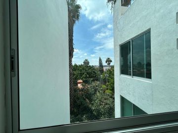 VENTA DE DEPARTAMENTO EN TORRE VILSUA 3 RECAMARAS, UVP, PLAZA CRISTAL, PUEBLA.