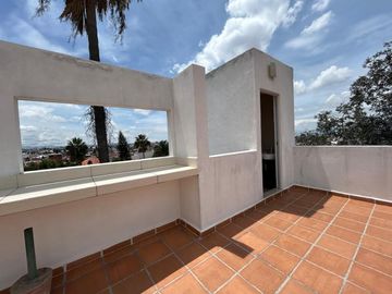 VENTA DE DEPARTAMENTO EN TORRE VILSUA 3 RECAMARAS, UVP, PLAZA CRISTAL, PUEBLA.