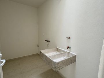 Casa nueva venta por Ave Tecnologico y las Torres