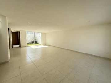 Casa nueva venta por Ave Tecnologico y las Torres